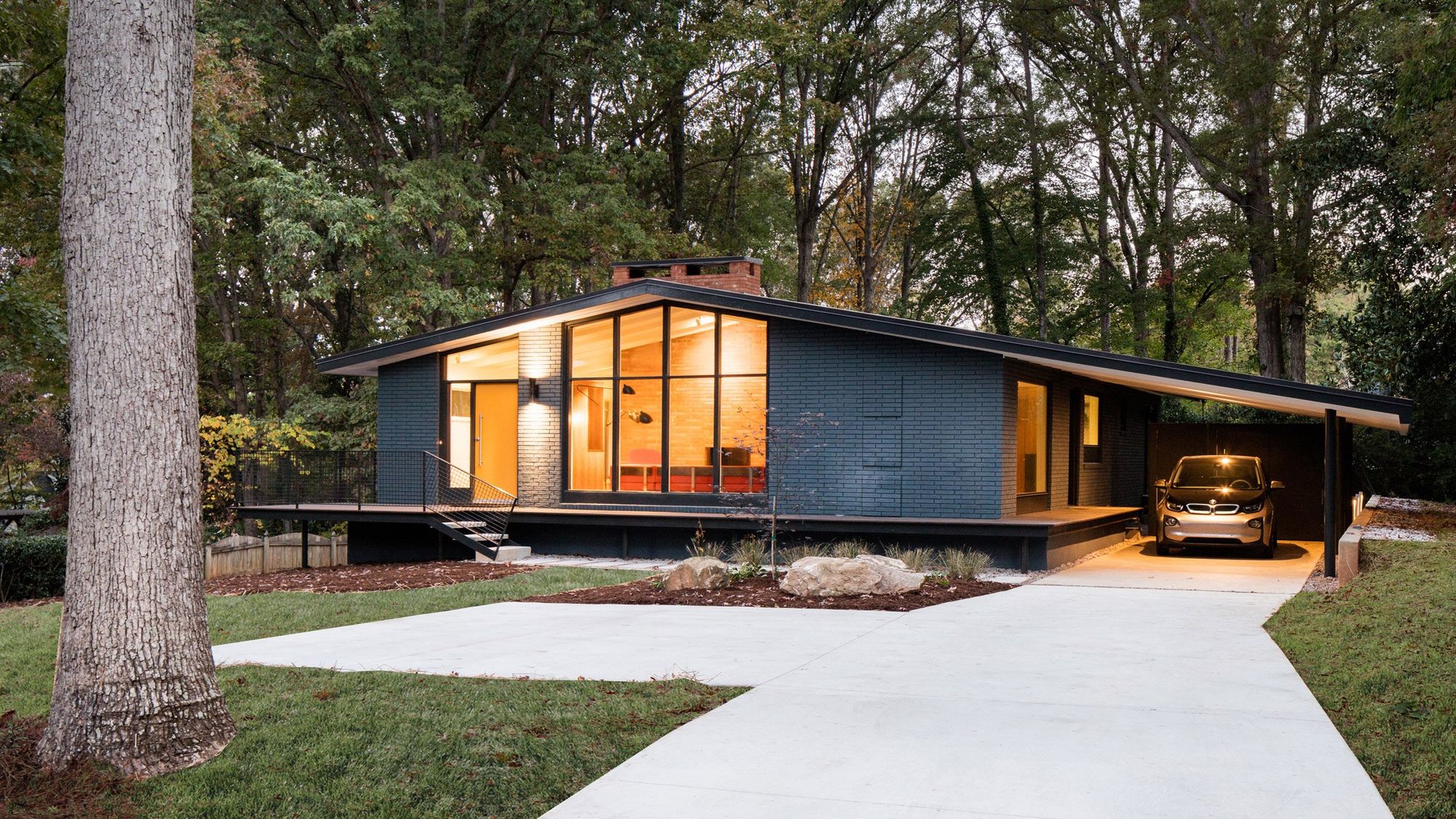 What Is A Mid-Century Modern House?