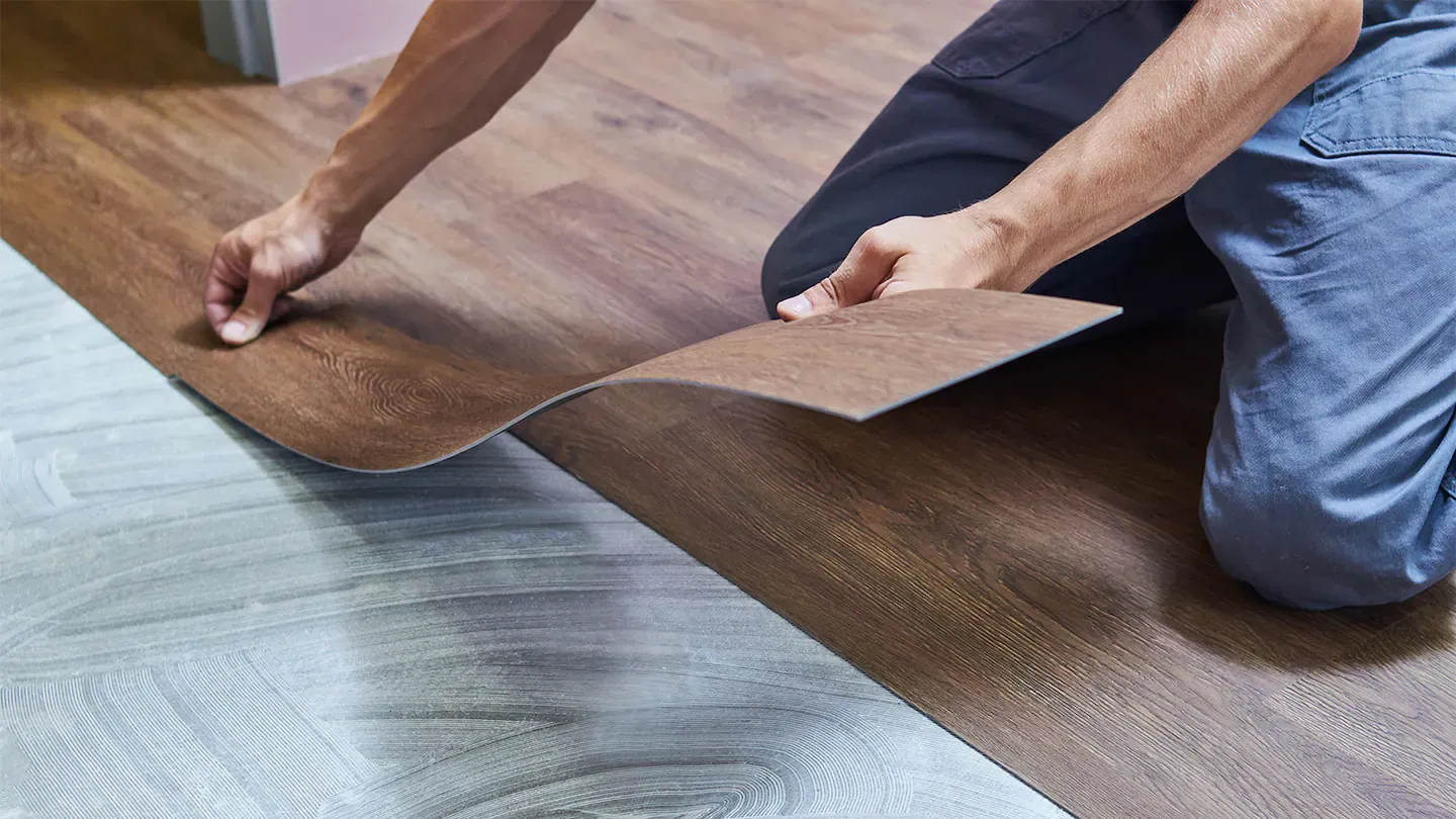 Vinyl vs. Laminate Flooring: What's the Difference