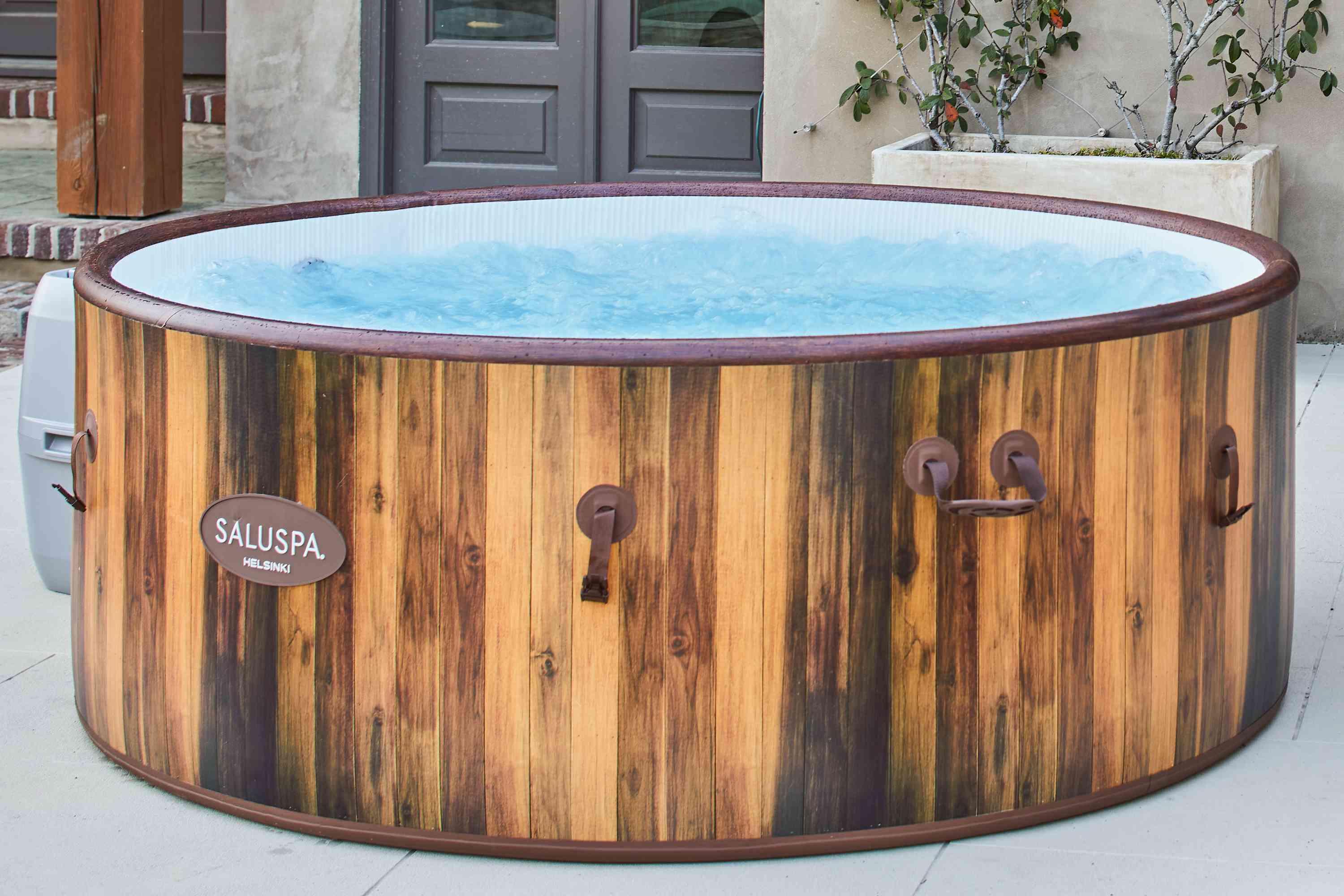 Top 7 Best Hot Tubs Brands 2023