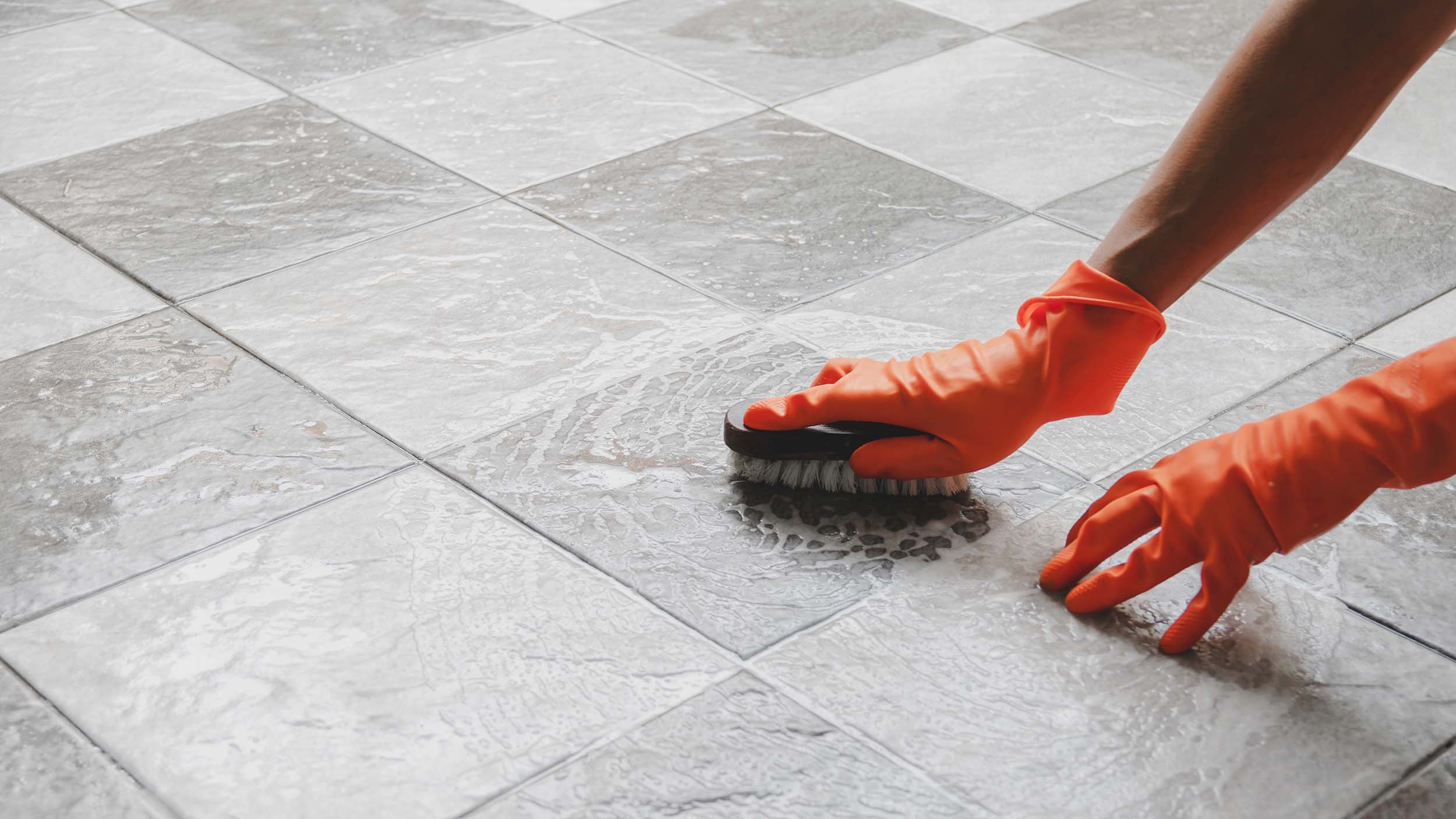 6 Best Ways to Clean Grout on Tile Floors