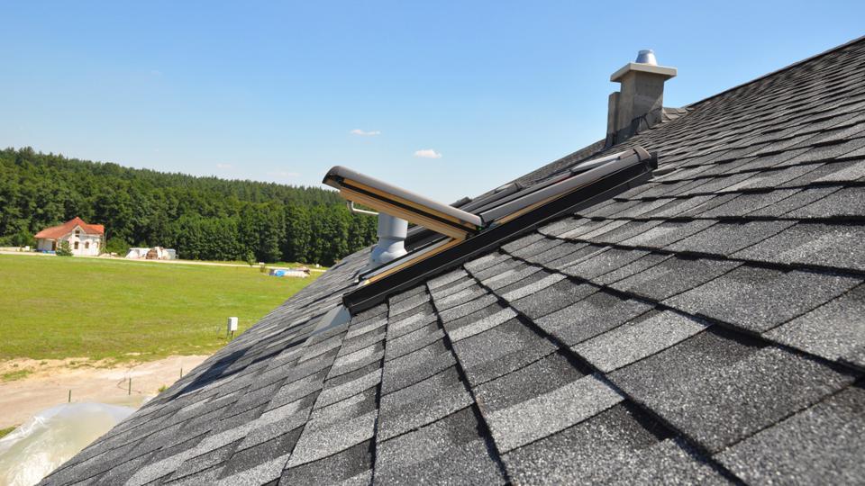 6 Simple Ways to Add Value to Your Home with a Roof Upgrade