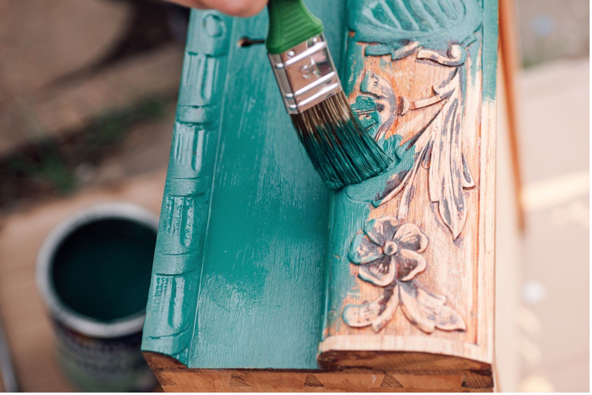 How to Paint Furniture
