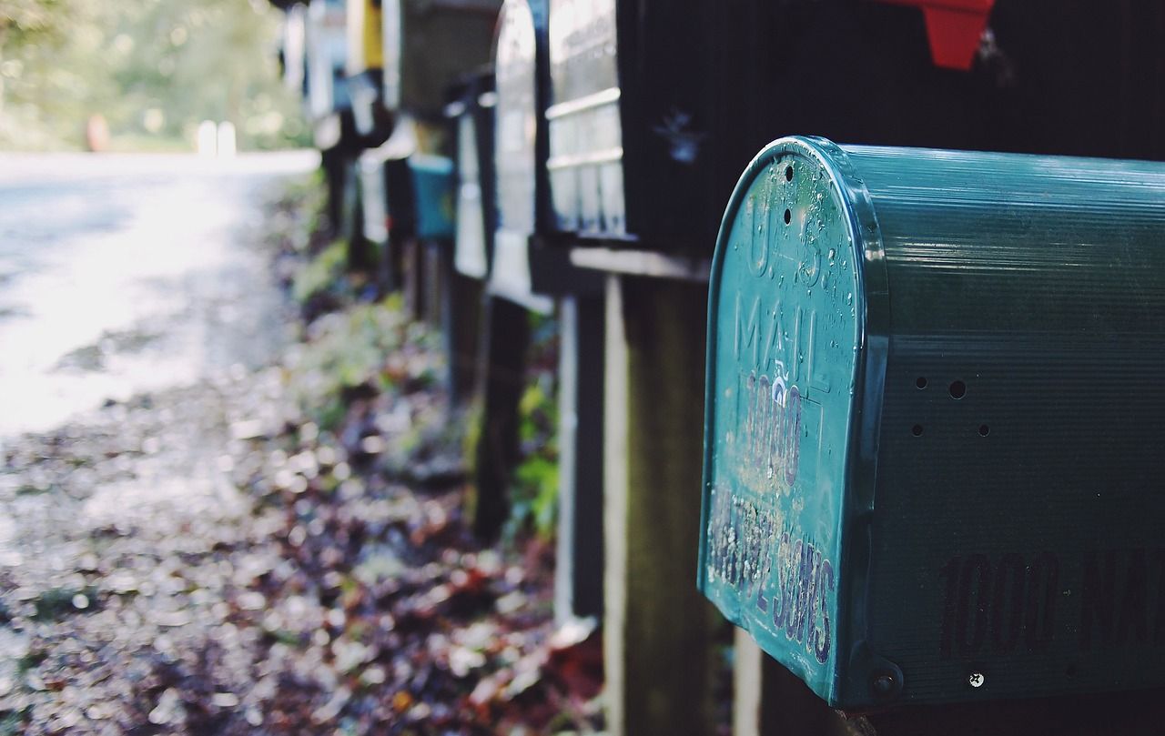 Mailbox Replacement vs. Repair: Making the Right Financial Decision