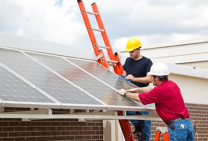Top 9 Questions to Ask When Choosing a Home Solar Company