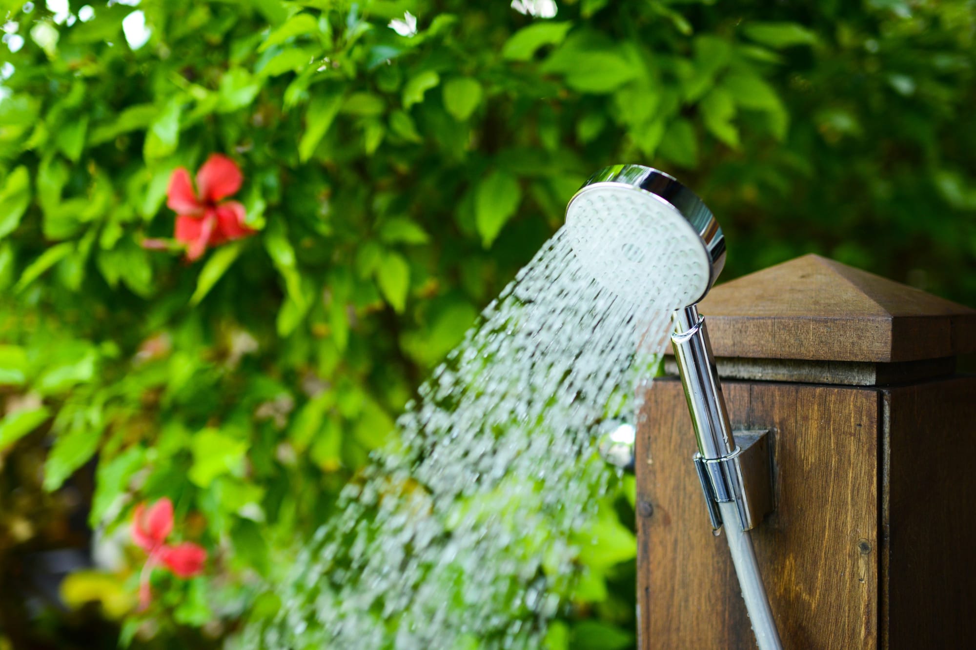 Top Tropical Outdoor Shower Ideas to Transform Your Space