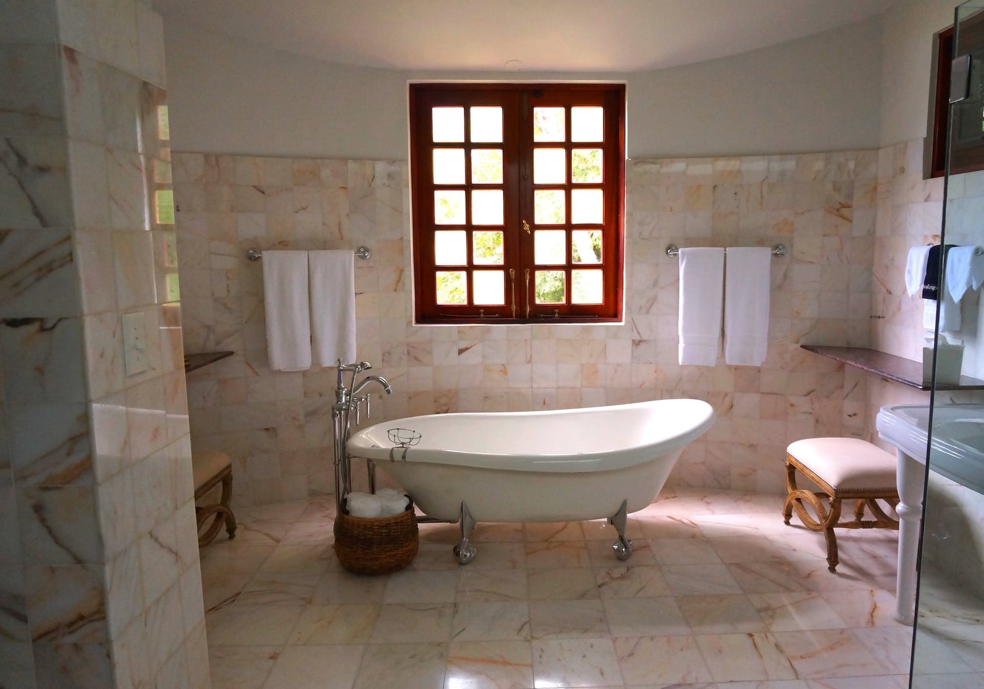 Transforming Spaces: A Comprehensive Guide to Remodeling Your Bathroom